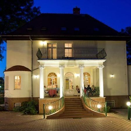 Adria Bed & Breakfast Mysliborz Ngoại thất bức ảnh